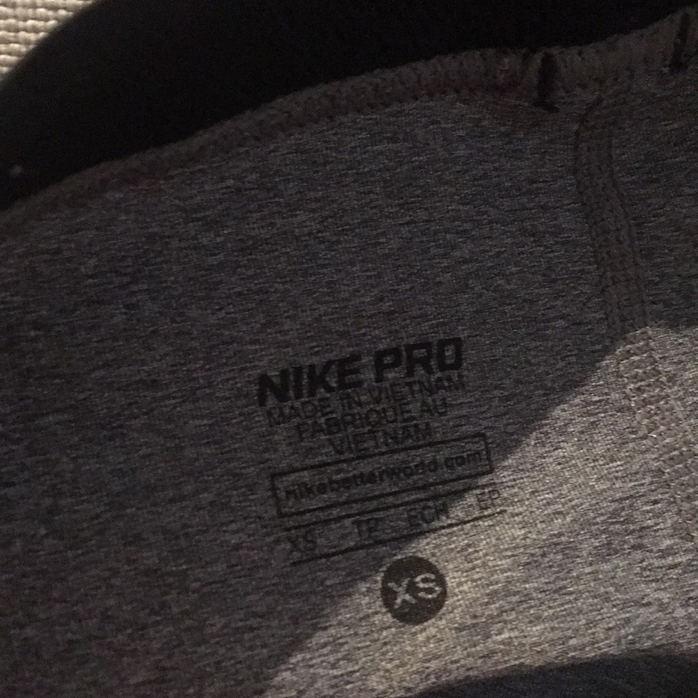 Nike Pro Spandex Shorts - Picture 2 of 4